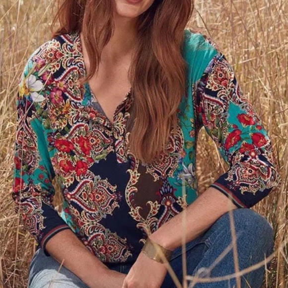 Johnny Was Indi Flower 3/4 Sleeve Henley Shirt Top Floral Paisley Blouse M - Picture 8 of 8